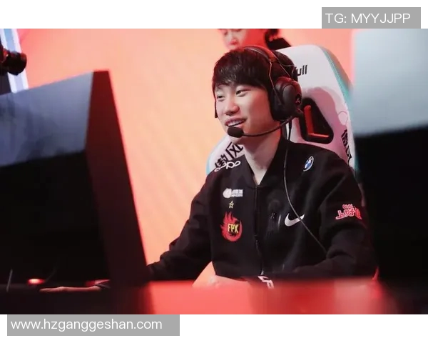 深入分析FPX在S15电竞总决赛CSGO中的战术意识与团队协作表现